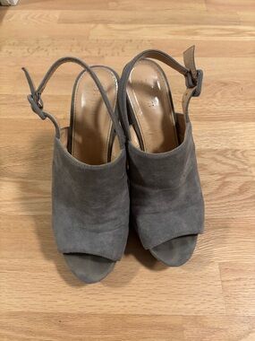 Forever 21 Grey Suede Open-Toe Slingback Heels
